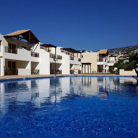 Large One Bedroom Apartment, Vanessa Complex, *