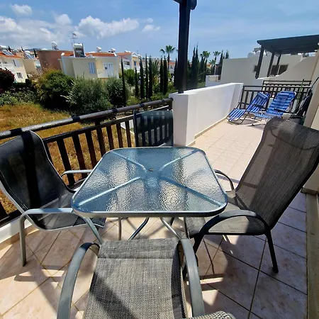아파트 Large One Bedroom Apartment, Vanessa Complex, *