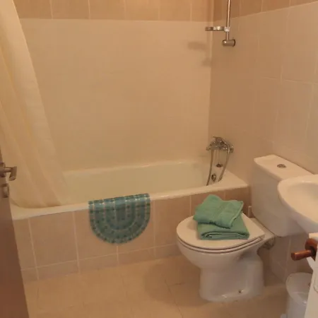 Apartment Large One Bedroom Apartment, Vanessa Complex, Peyia