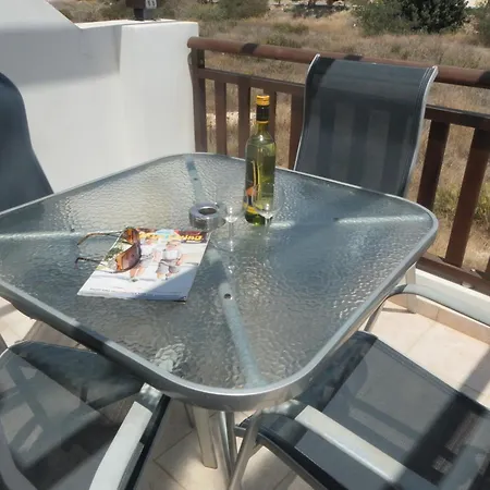Large One Bedroom Apartment, Vanessa Complex, Apartman