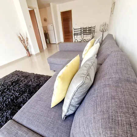 Apartment Large One Bedroom Apartment, Vanessa Complex, *